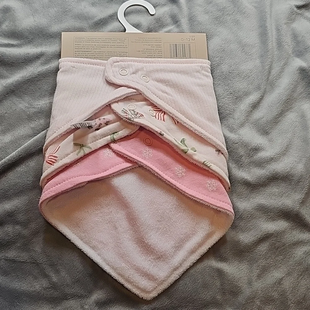 L Chickpea Bandana Bib Set, 3 pieces N W/o tags